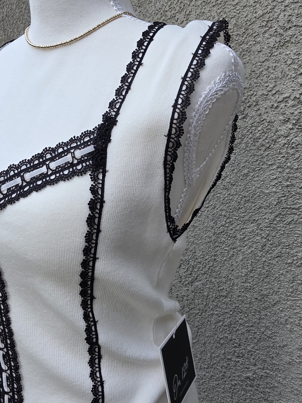 NEW White Knit Camisole with Black Lace Accents - Picture 3 of 8